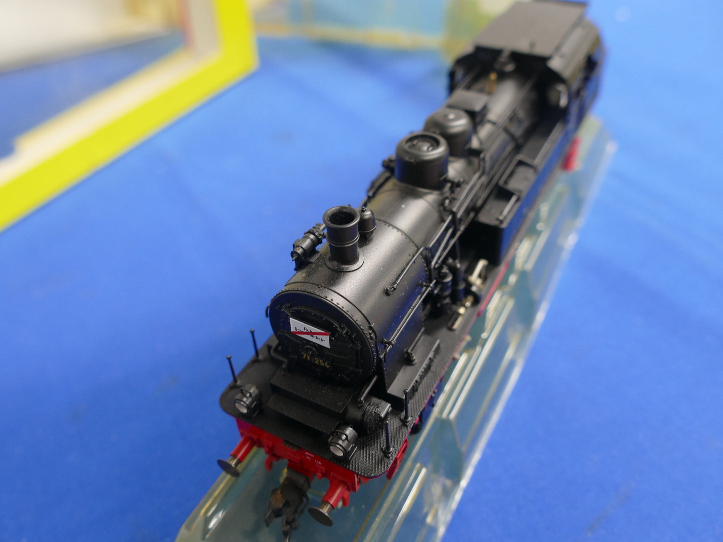 Fleischmann HO 4817 Steam 4-6-4 (used)