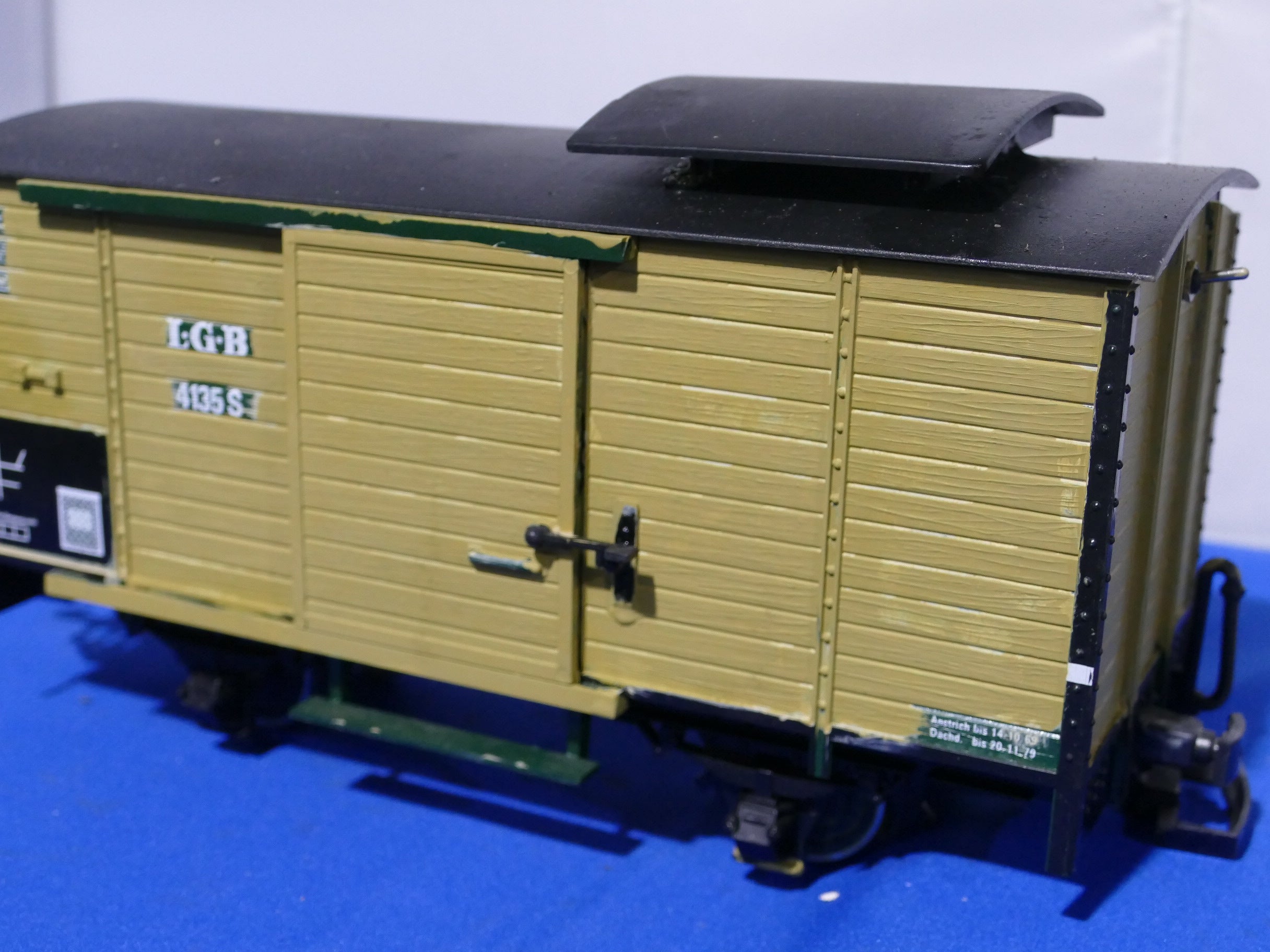 LGB 41352 Box Van with Sound decoder (used) – Tony Green Steam Models LGB 41352 Box Van with Sound decoder (used) – Tony Green Steam Models