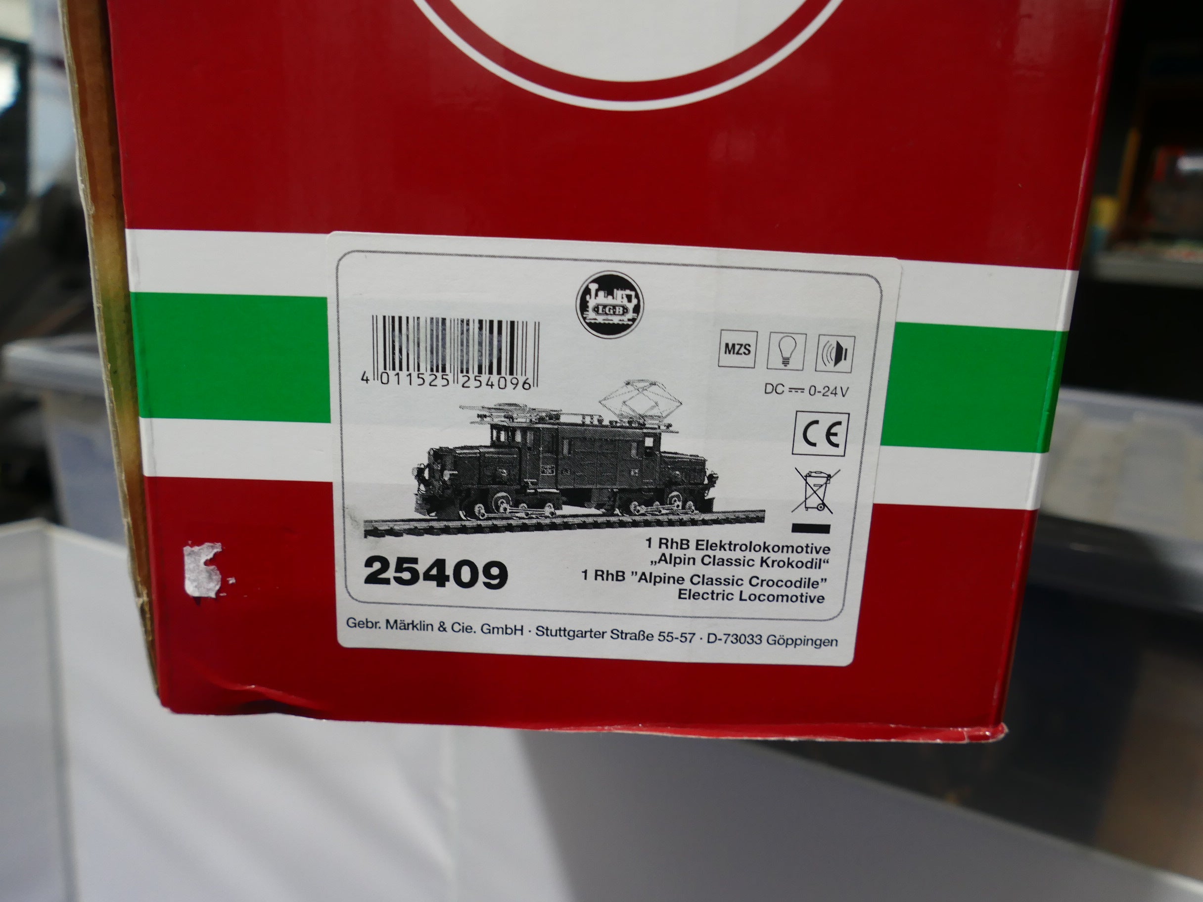 LGB G Scale - 25409 Blue Alpine Crocodile (used) – Tony Green