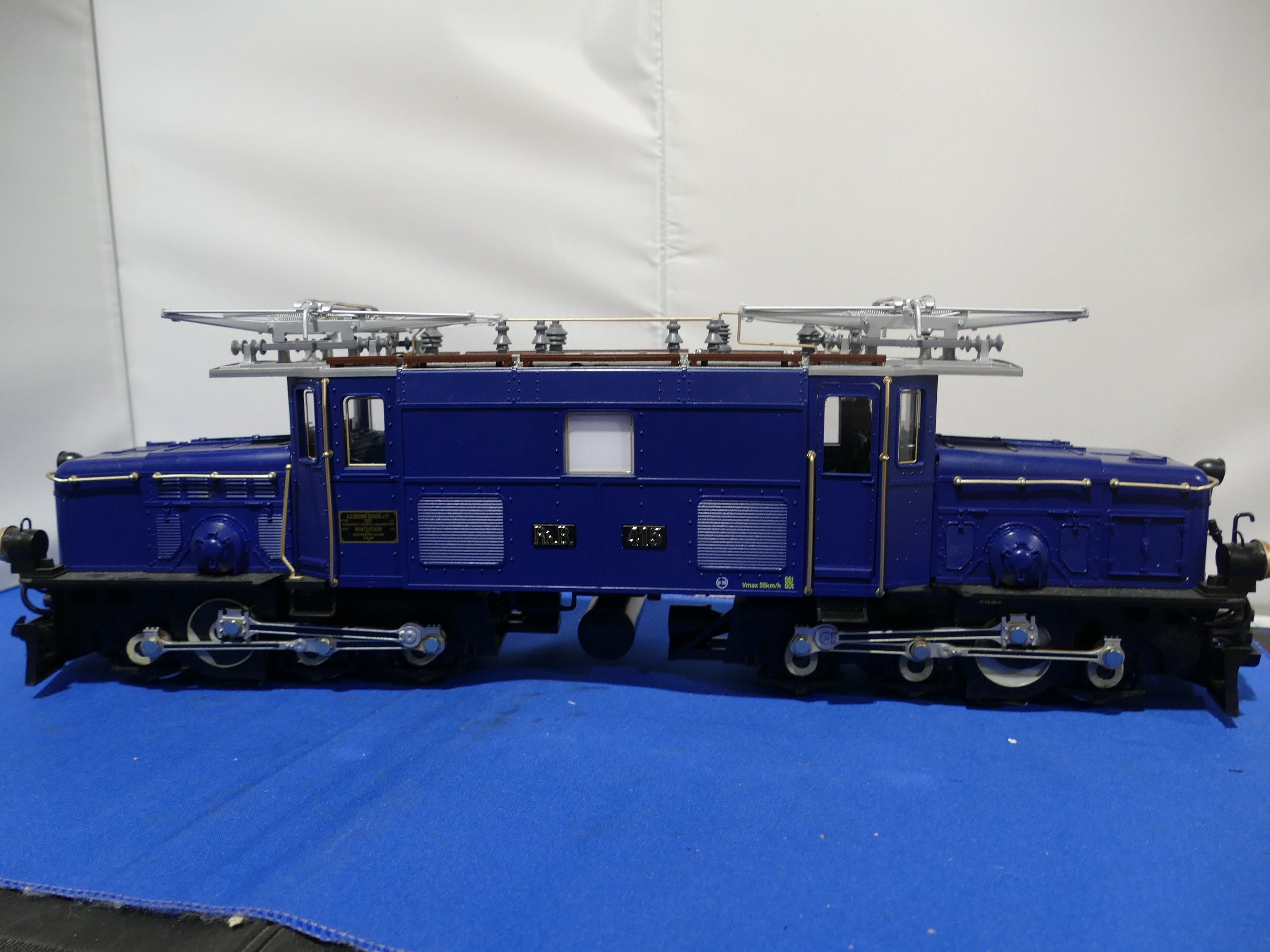 LGB G Scale - 25409 Blue Alpine Crocodile (used) – Tony Green