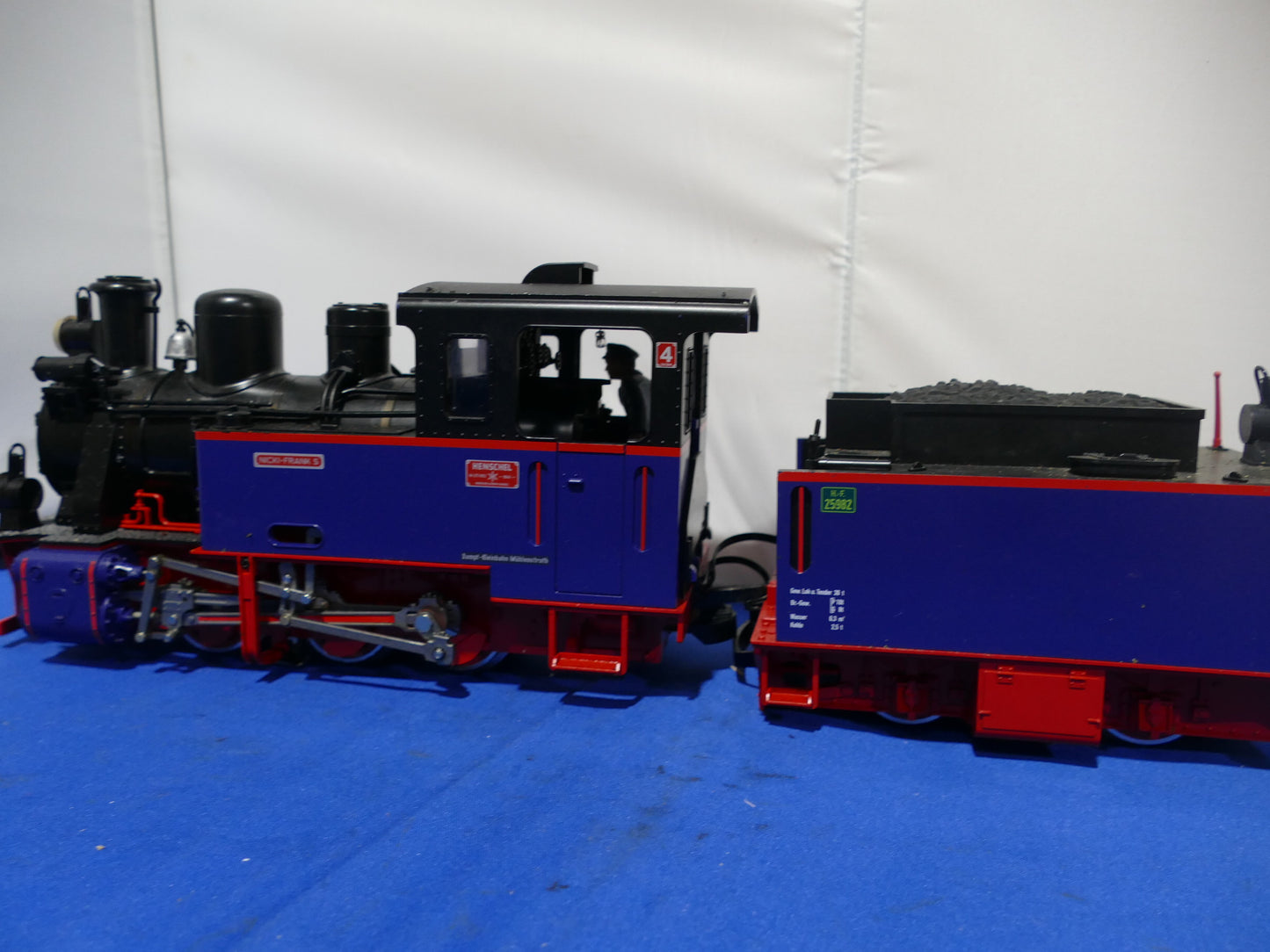 LGB G Scale - 24266 Nicki & Frank S Loco with Tender (used)