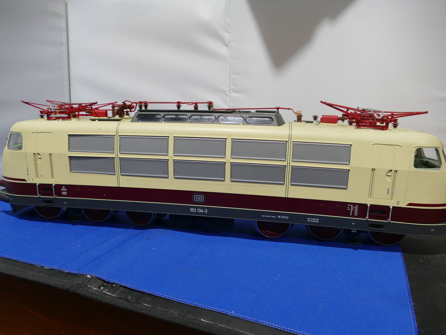 Piko 37440 DB BR103 Diesel Loco (used)