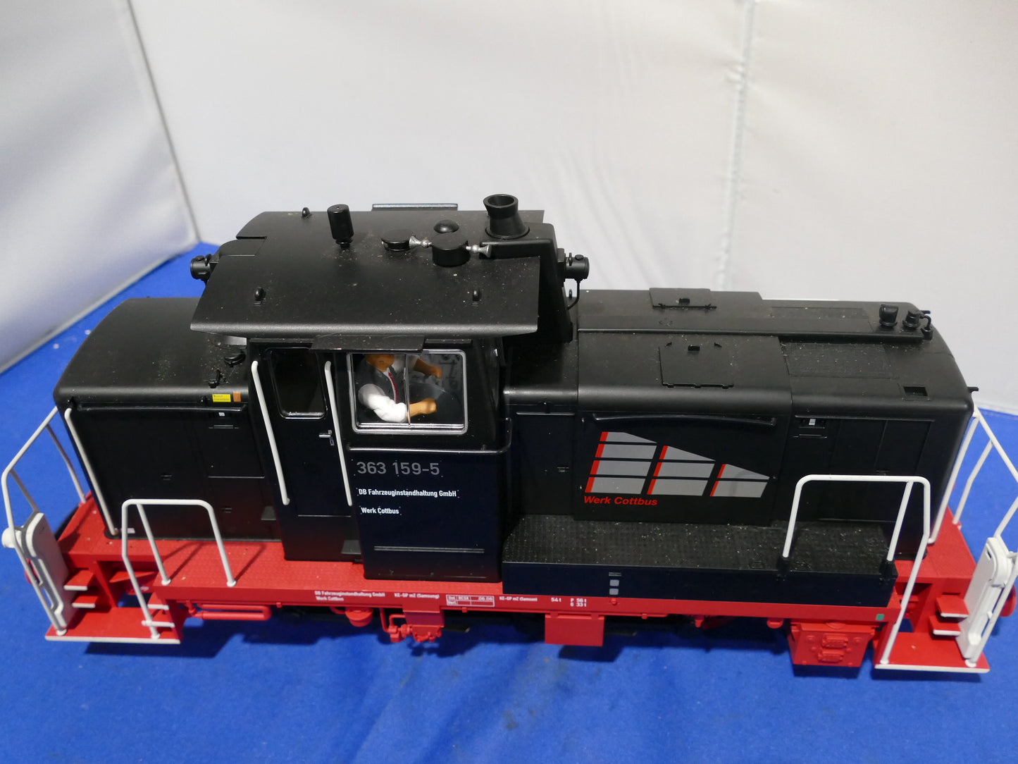 Piko 37524 Cottbus BR363 Switcher (used)
