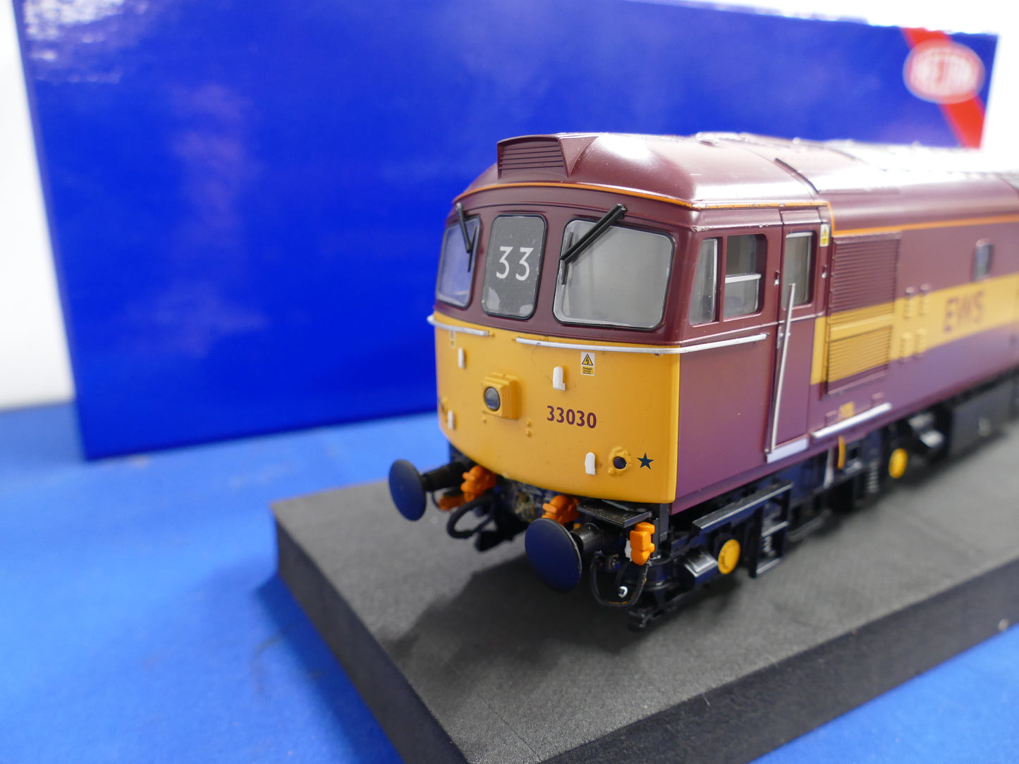 Heljan Gauge "O" Class 33 V3 EWS Diesel (used)