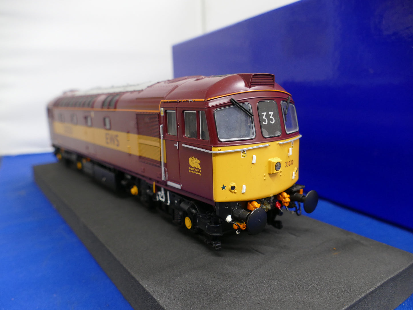 Heljan Gauge "O" Class 33 V3 EWS Diesel (used)