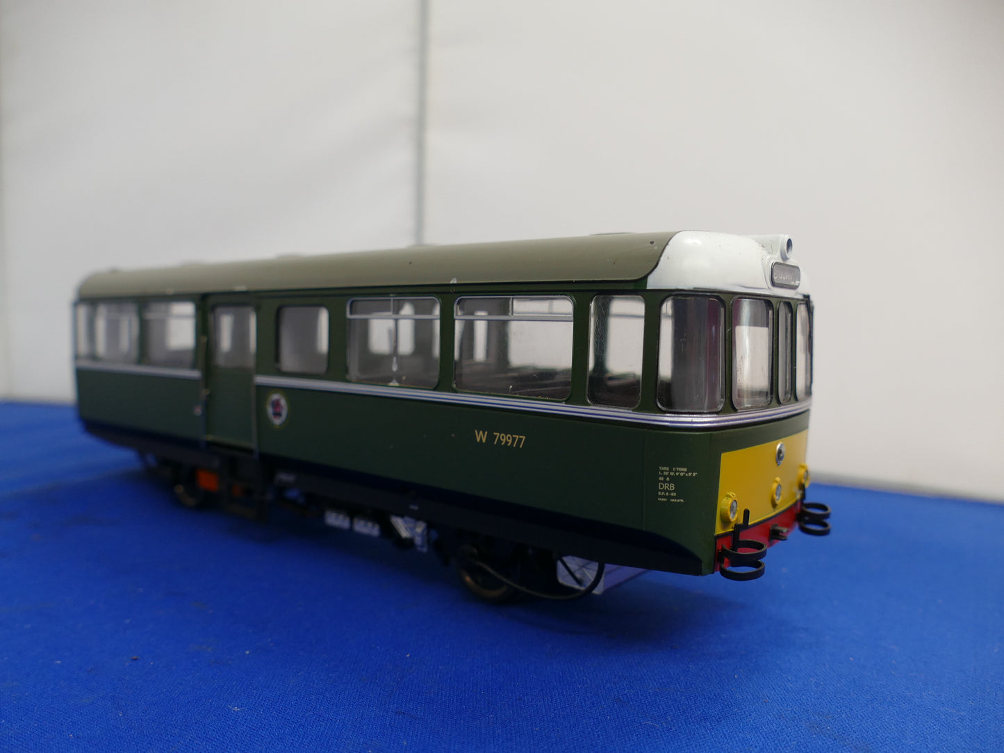 Heljan Gauge "O" AC Cars Railbus in BR Green (used)