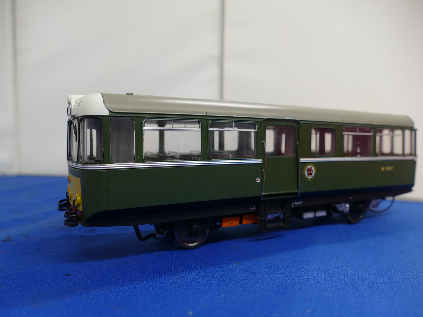 Heljan Gauge "O" AC Cars Railbus in BR Green (used)