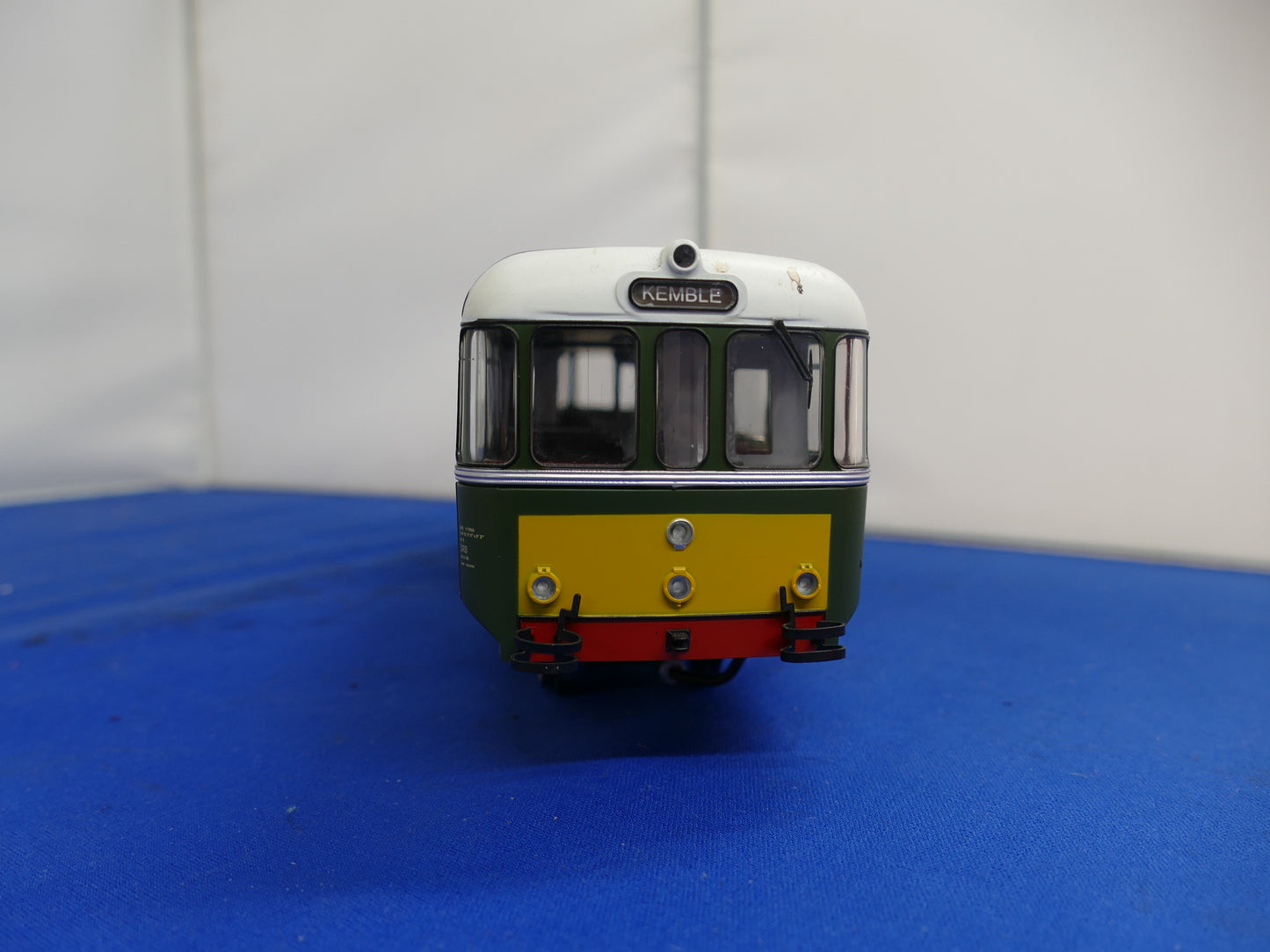 Heljan Gauge "O" AC Cars Railbus in BR Green (used)