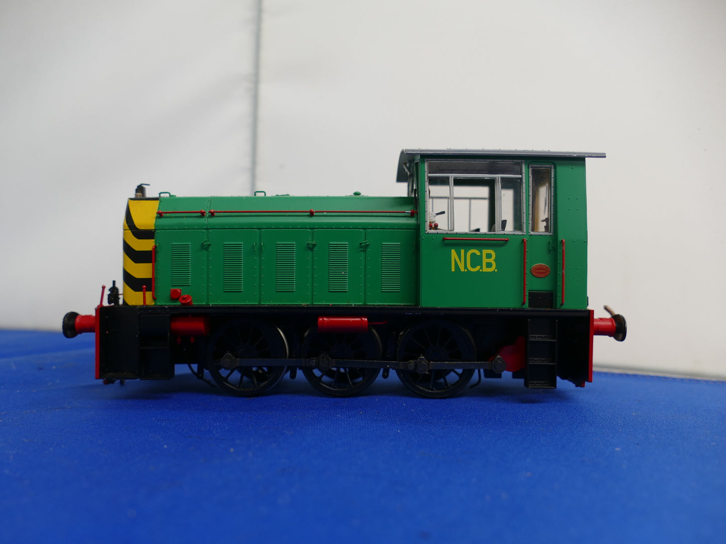 Haljan 2595 Gauge "O" NCB Shunter (used)