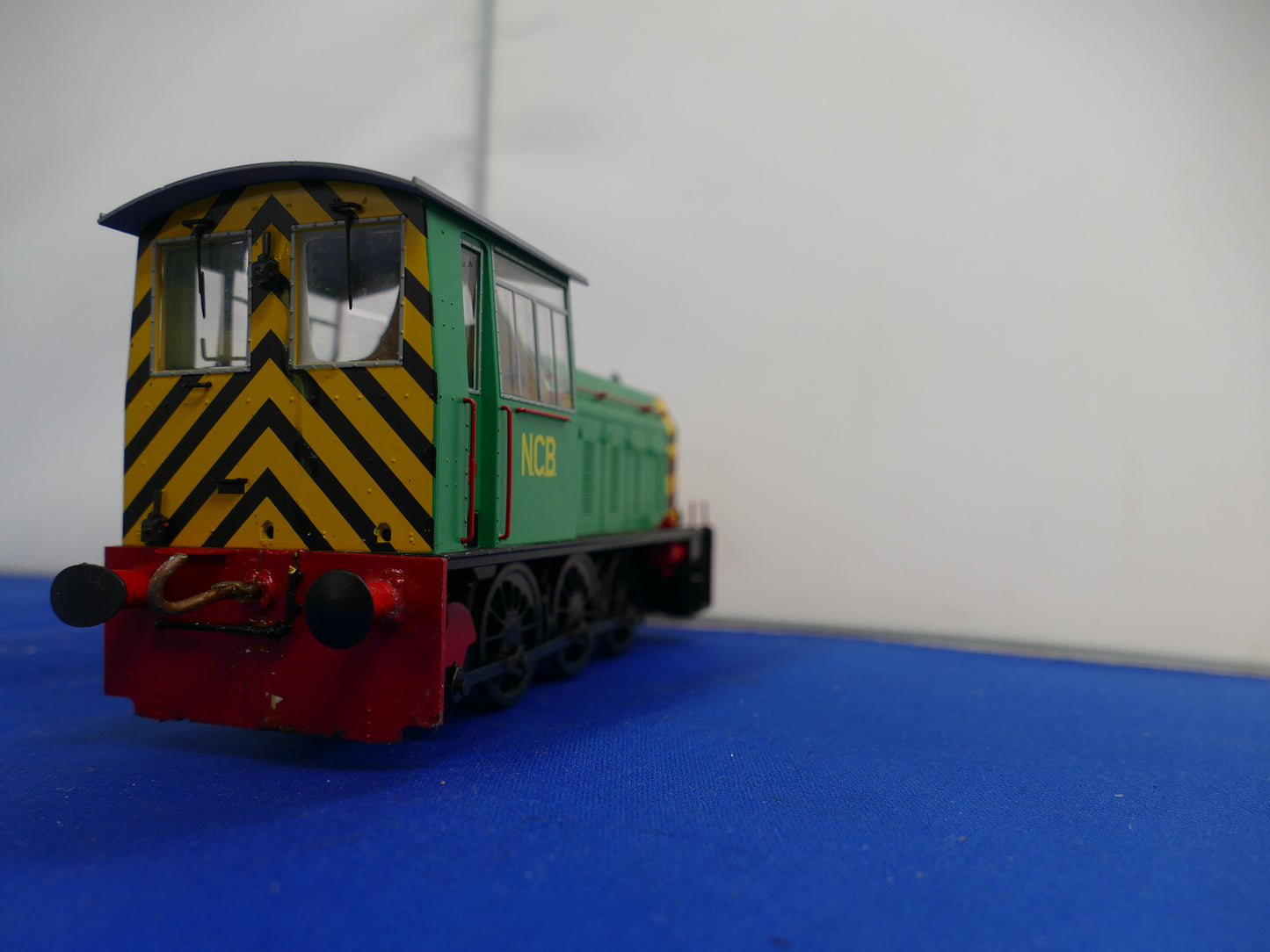 Haljan 2595 Gauge "O" NCB Shunter (used)