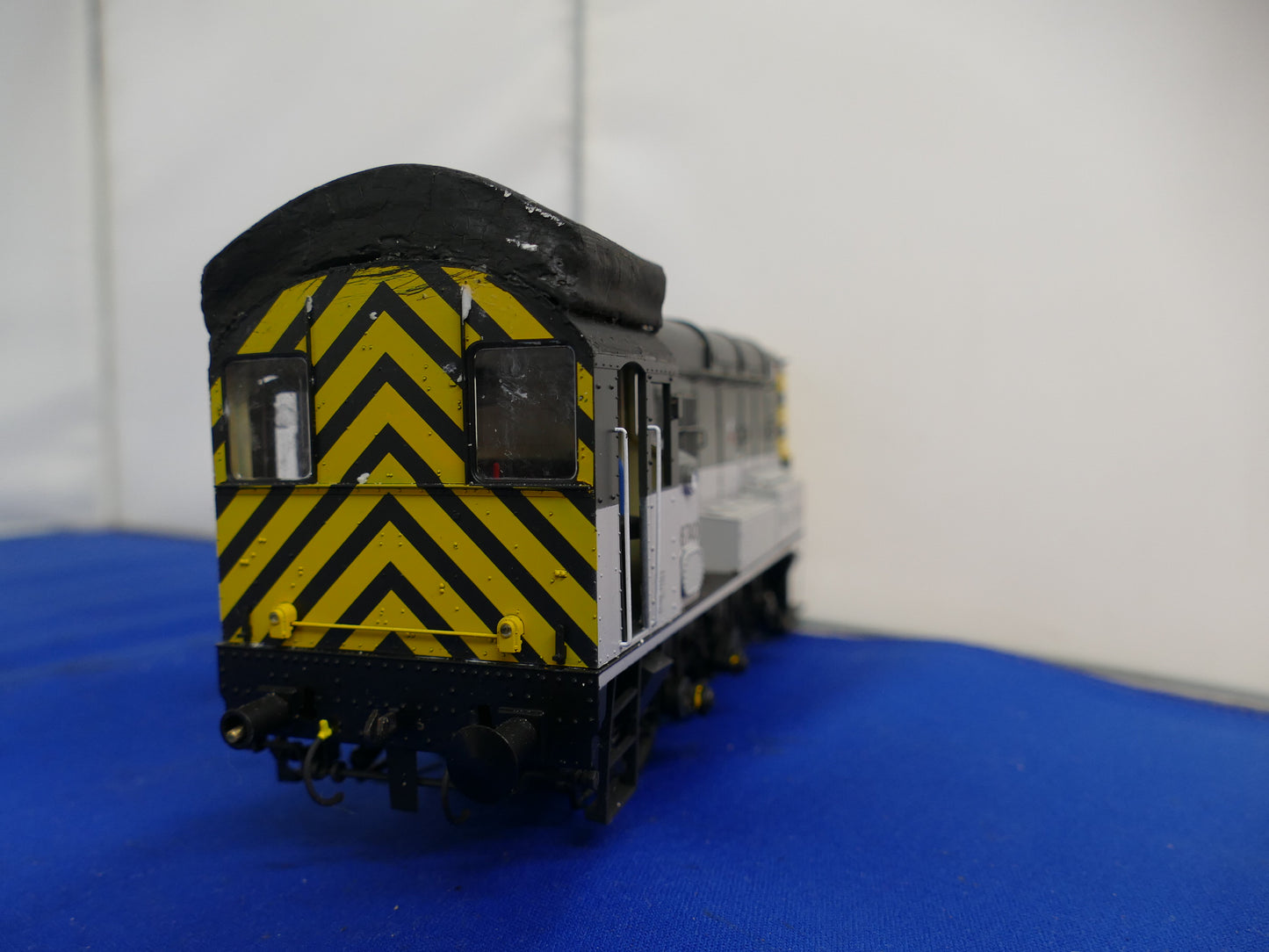 Dapol Gauge "O" Class 08  Shunter (used)