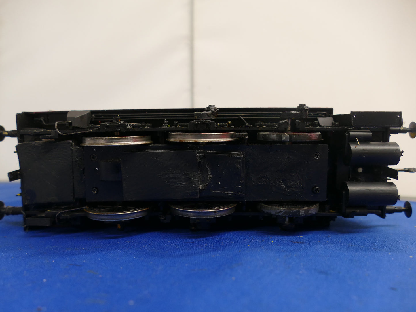 Dapol Gauge "O" Class 08  EWS Shunter (used)