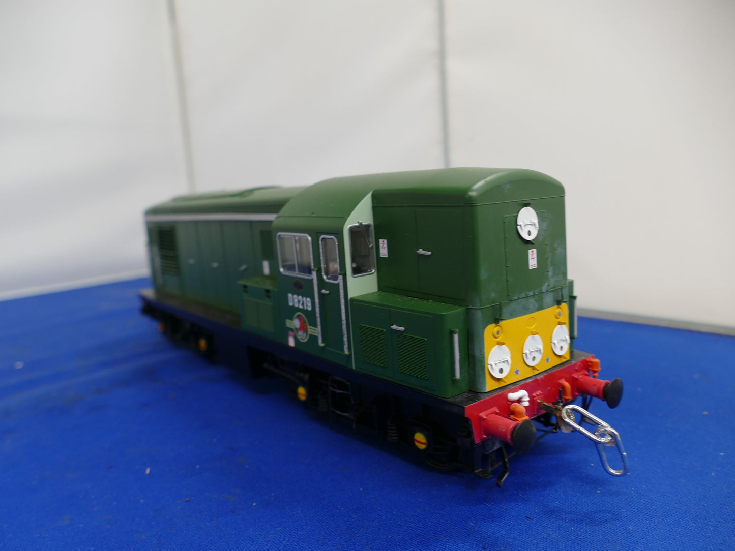 EFE Gauge "O" Class 15 D8219 BR Green (used)