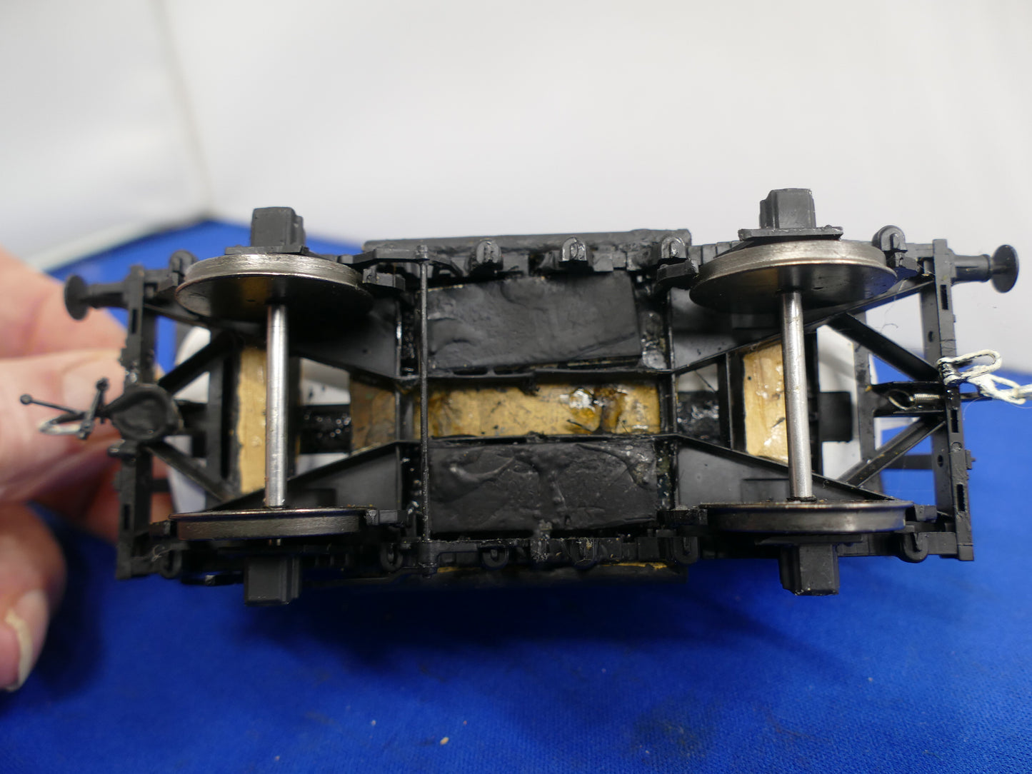 "O" Gauge United Dairies Tanker (used)