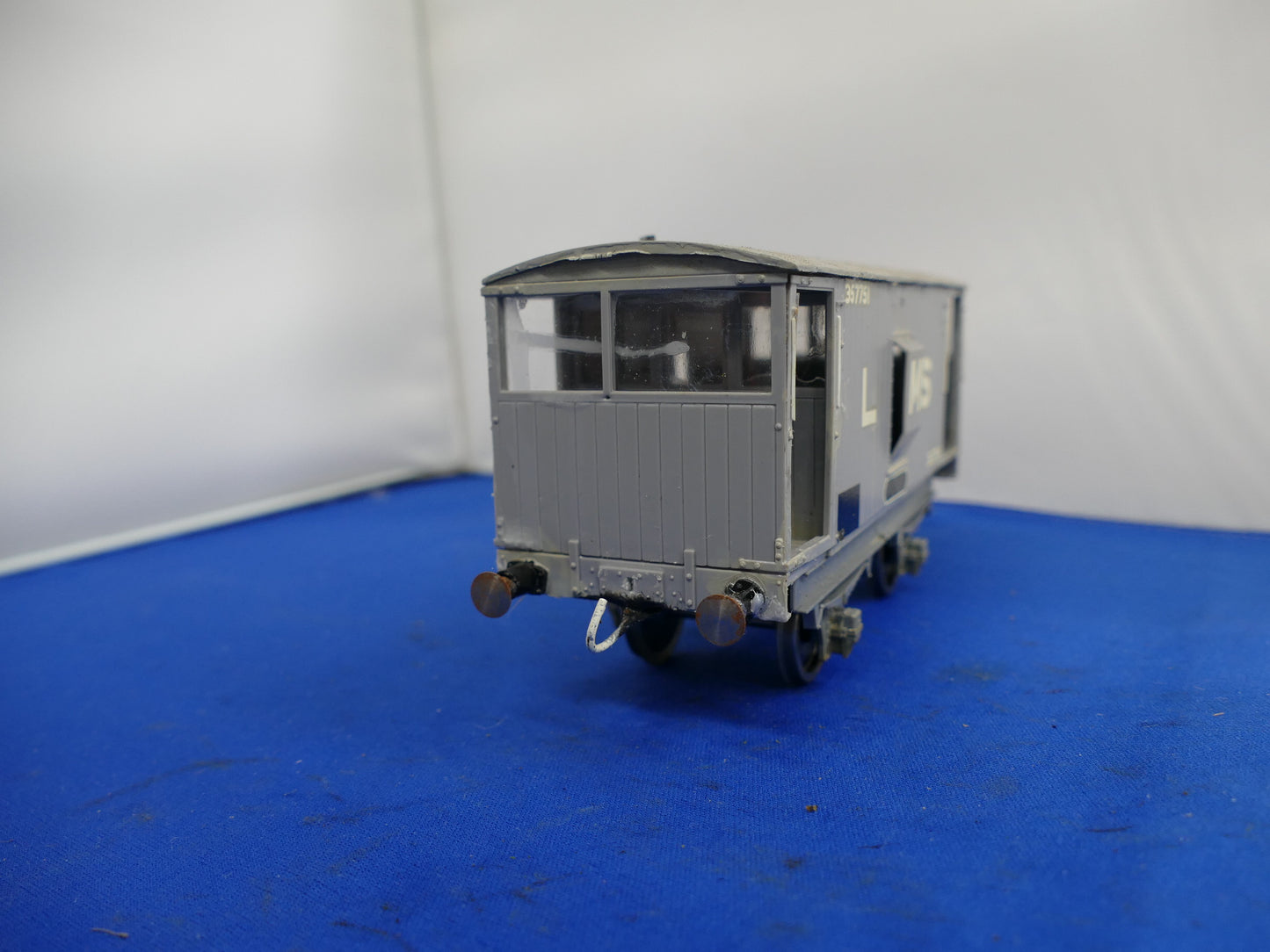 "O" Gauge LMS 20T Goods Van (used)