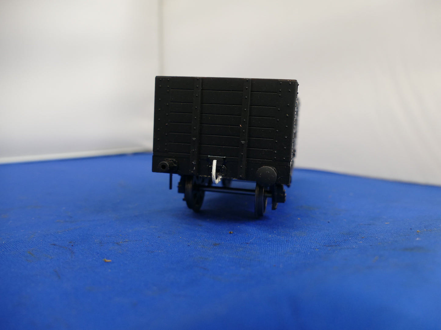 "O" Gauge Dapol 7 Plank "Jury Brick Co" (used)