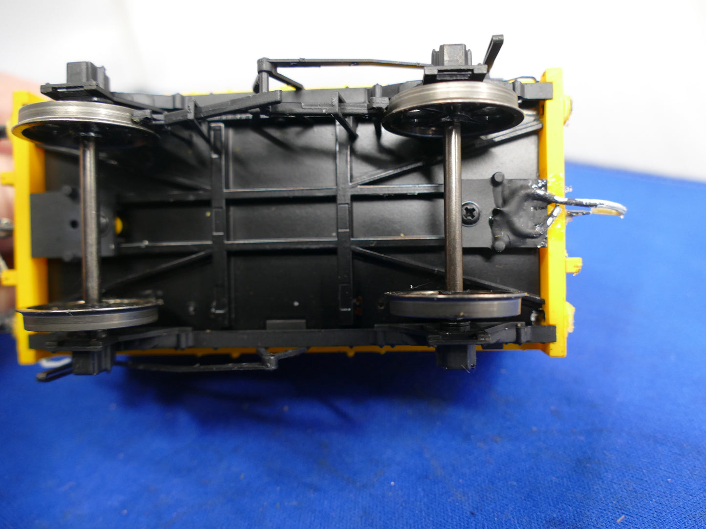 "O" Gauge Dapol Salt Van "Saxa Salt" (used)