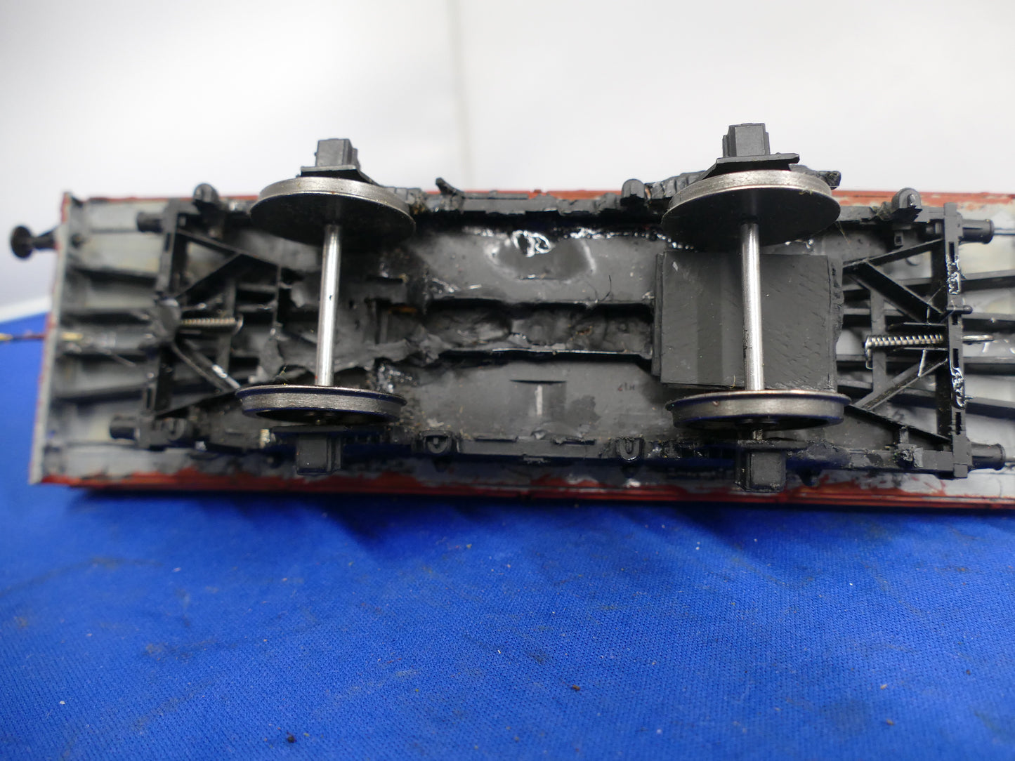 "O" Gauge Flatbed with Pipe Load (used)