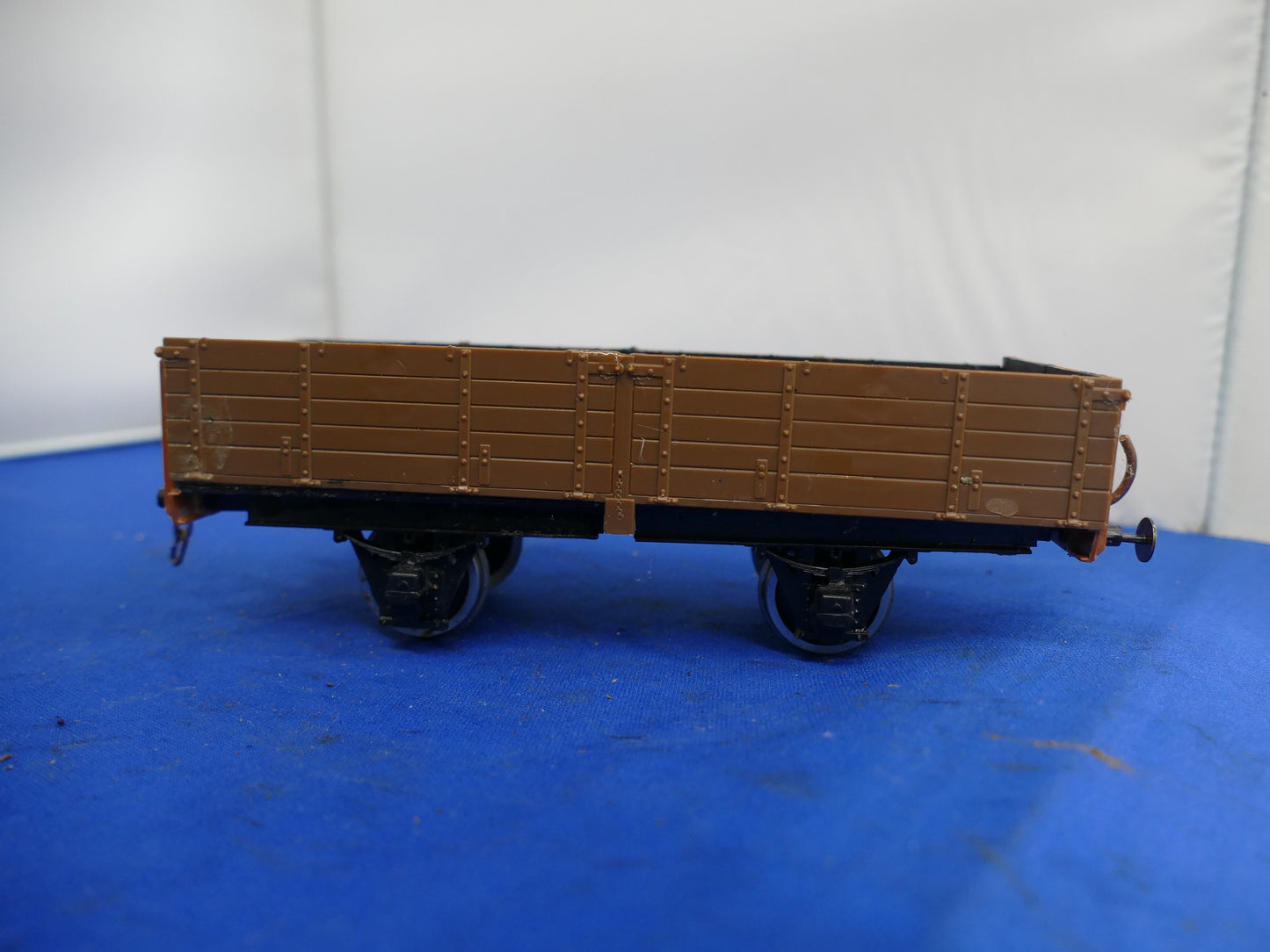 "O" Gauge Lightweight 5 Plank Wagon (used)