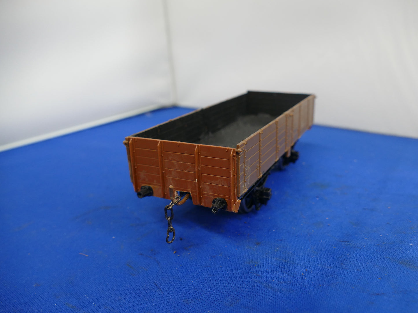 "O" Gauge Lightweight 5 Plank Wagon (used)