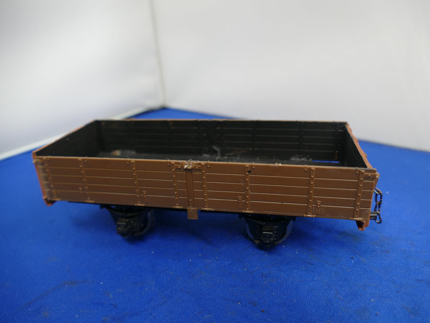 "O" Gauge Lightweight 5 Plank Wagon (used)