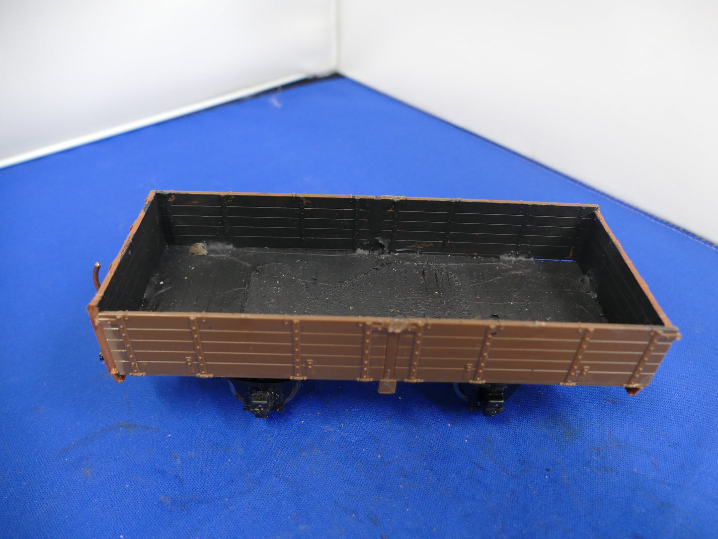 "O" Gauge Lightweight 5 Plank Wagon (used)