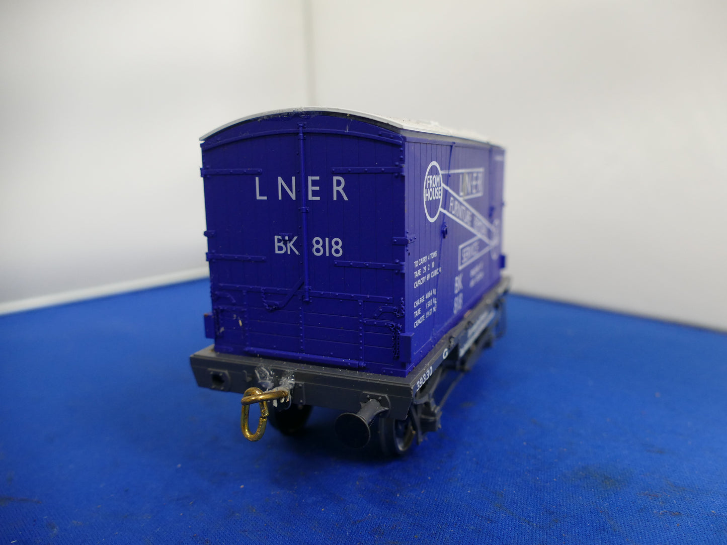 "O" Gauge Dapol Conflat with LNER Furniture Container (used)