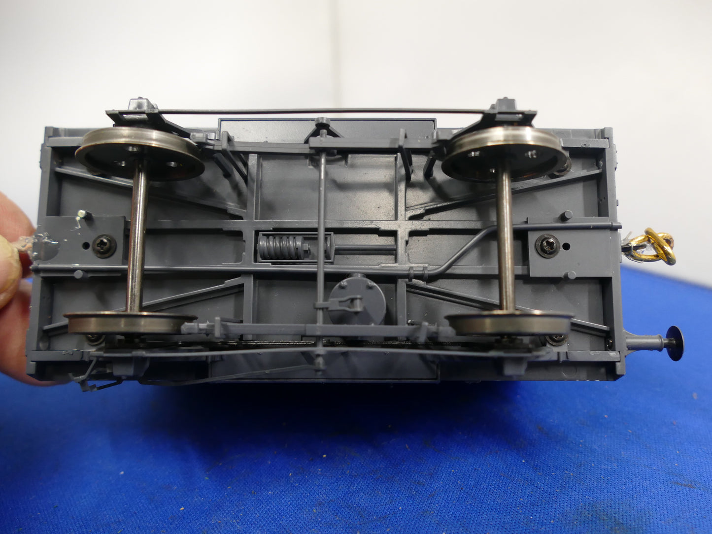 "O" Gauge Dapol Conflat with LNER Furniture Container (used)