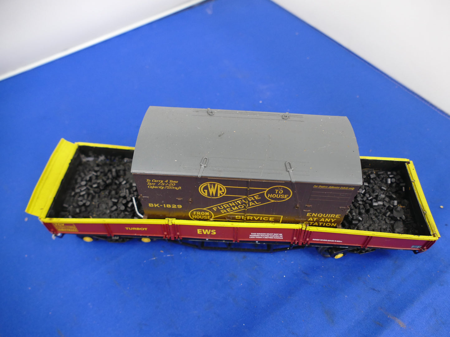 "O" Gauge Dapol Turbot Wagon with Load (used)