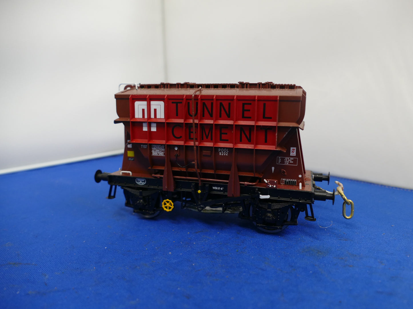 "O" Gauge Ellis Clark Bulk Load Cement Wagon (used)