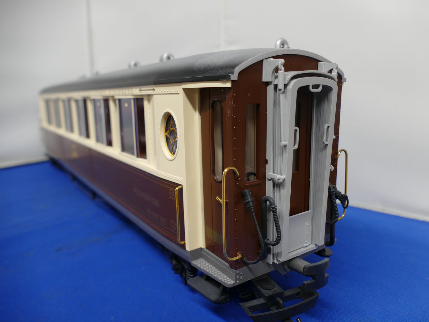 LGB G Scale Brown Continental Classic Coach (used)