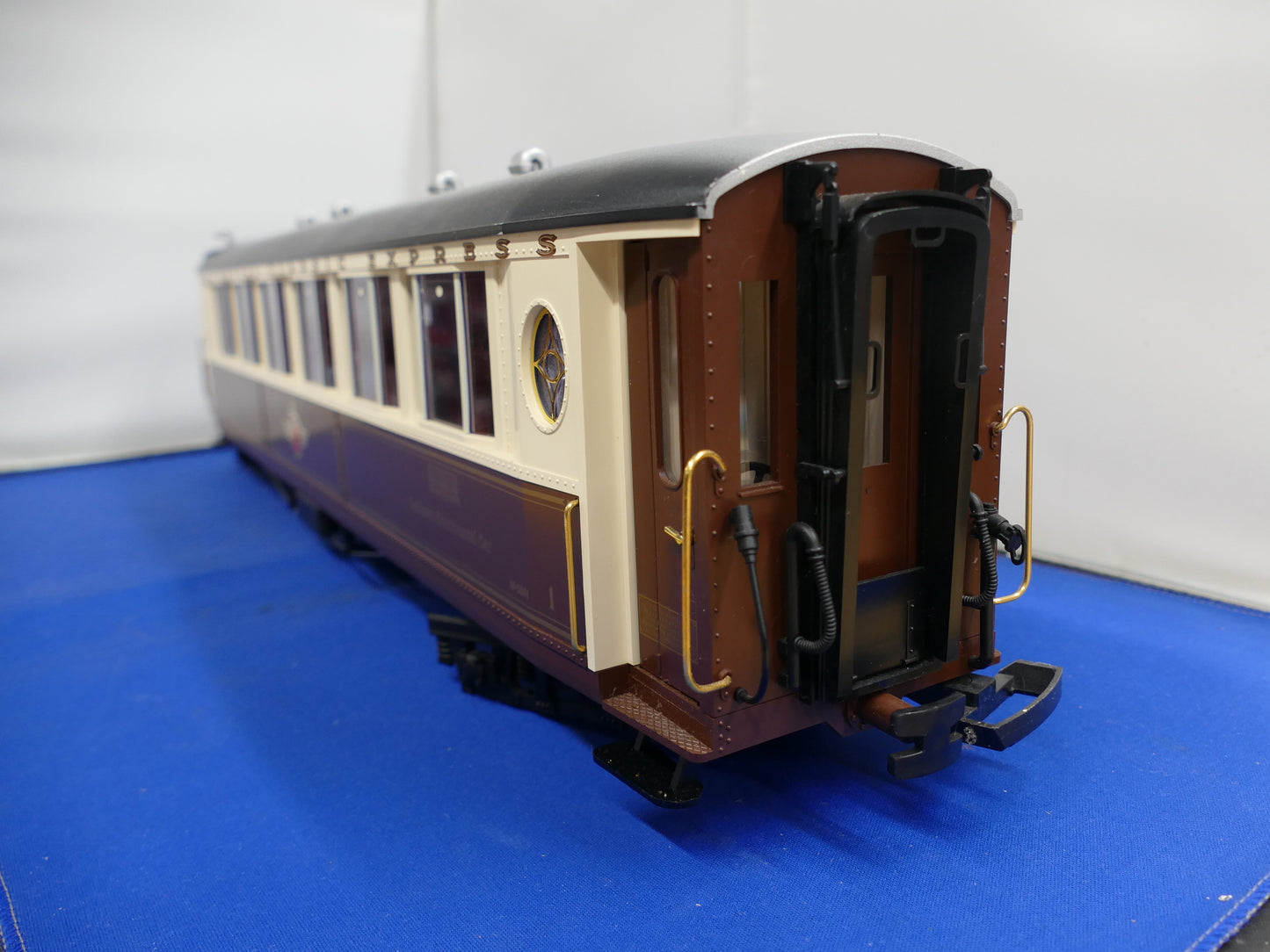 LGB G Scale Brown Continental Classic Coach (used)