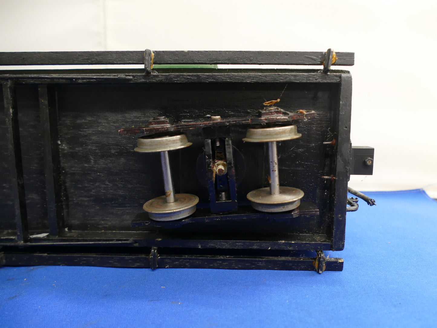 G Scale WHR 3rd Class Green Passenger Car (used)