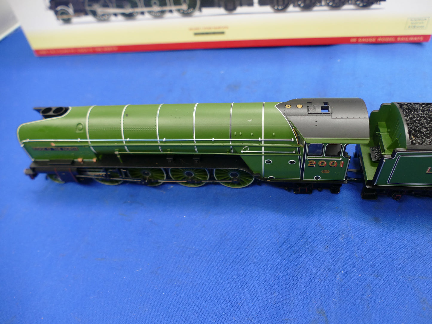 Hornby OO R3246TTS "Cock O' the North" P2 Loco (used)