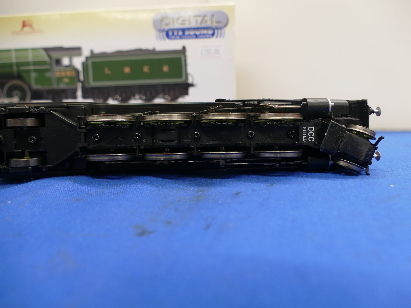 Hornby OO R3246TTS "Cock O' the North" P2 Loco (used)