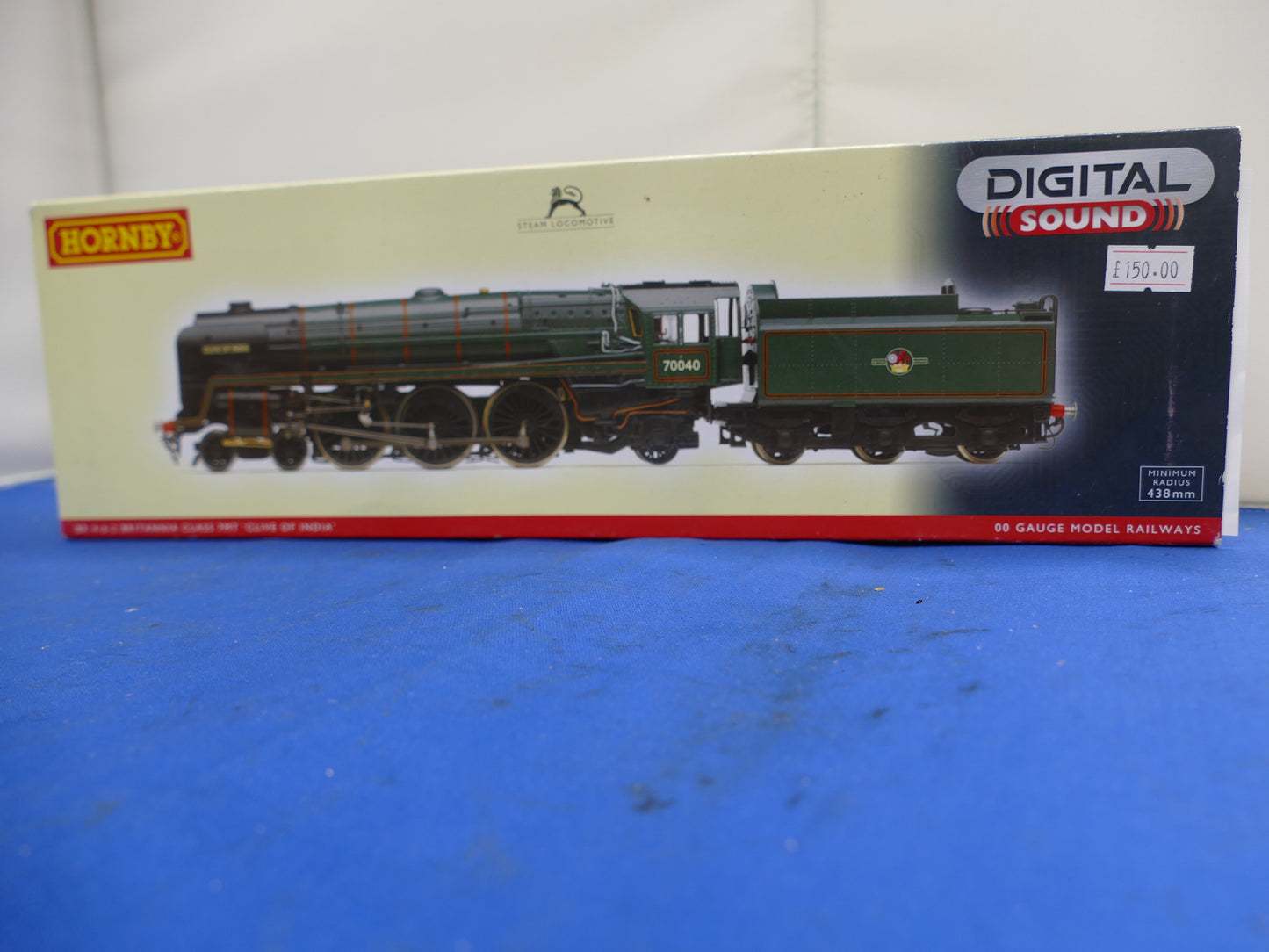 Hornby OO R2992XS BR Britannia Class "Clive of India" (used)