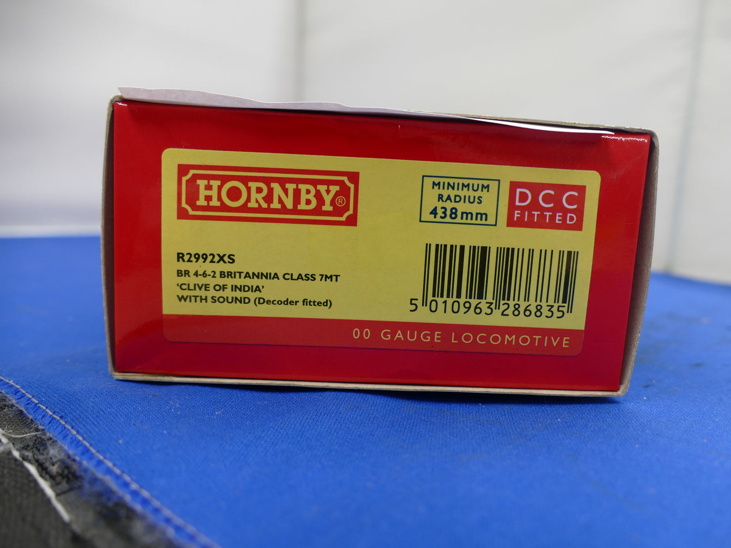 Hornby OO R2992XS BR Britannia Class "Clive of India" (used)