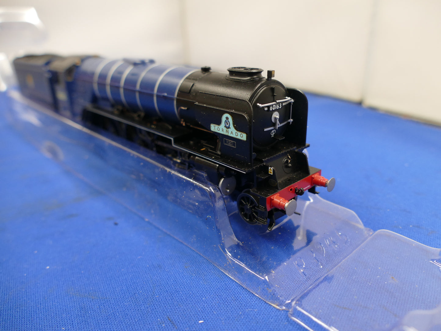 Hornby OO R3245TTS Class A1 "Tornado" (used)