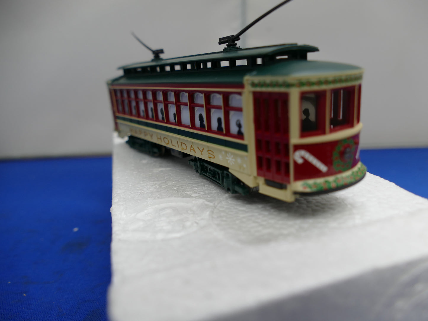 Bachmann OO/HO "HO Christmas Trolley" (used)