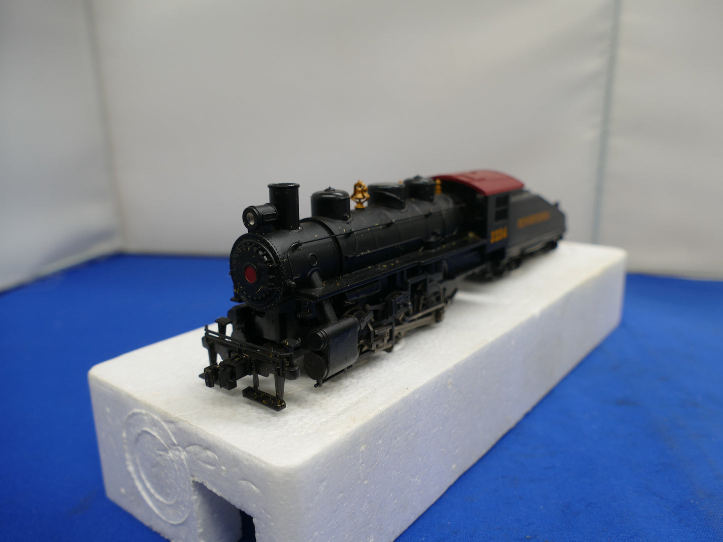 Bachmann OO/HO USRA 0-6-0 Pennsylvania Steam Loco (used)