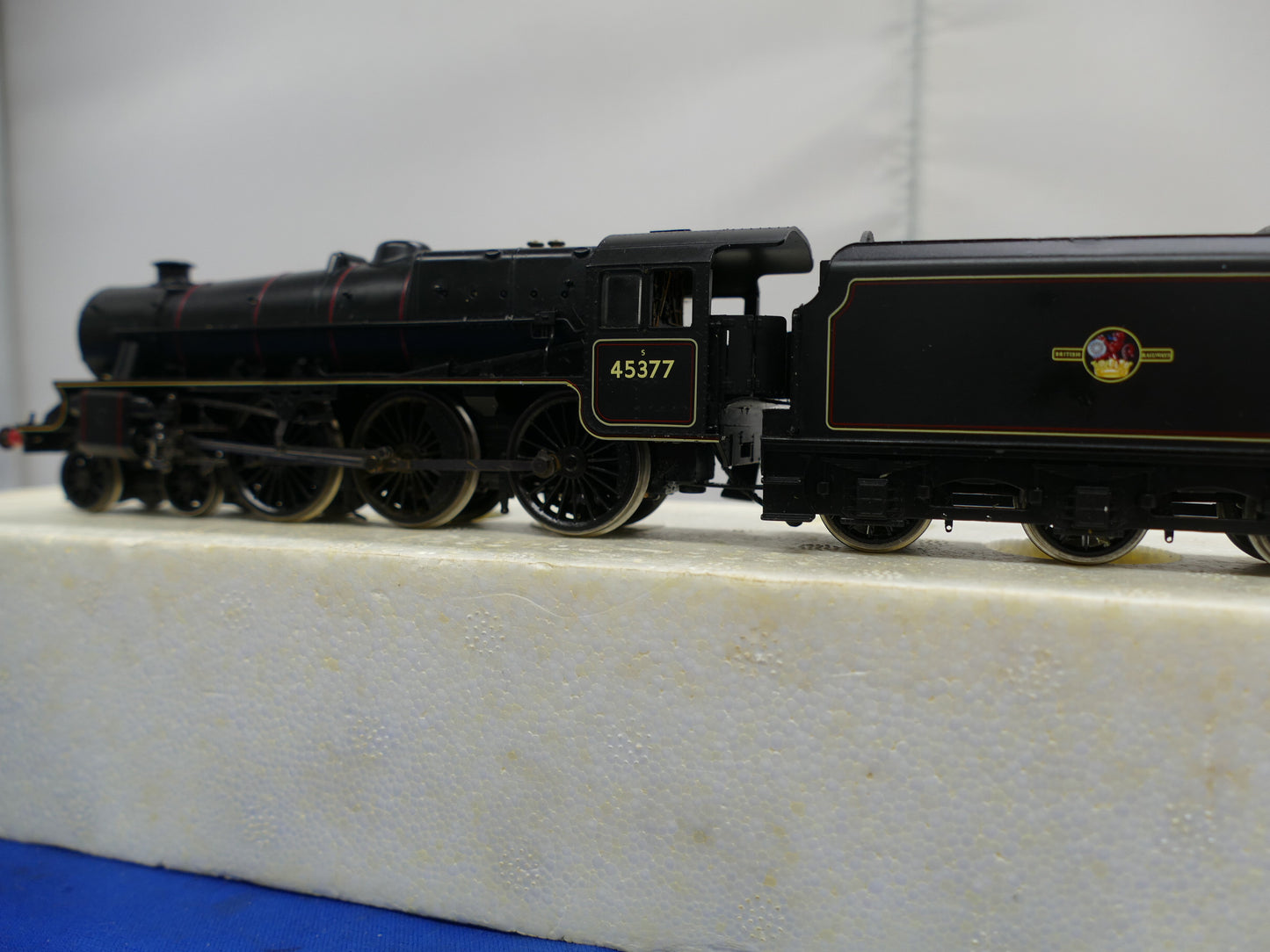 Hornby OO R2895XS BR Black 5 (used)
