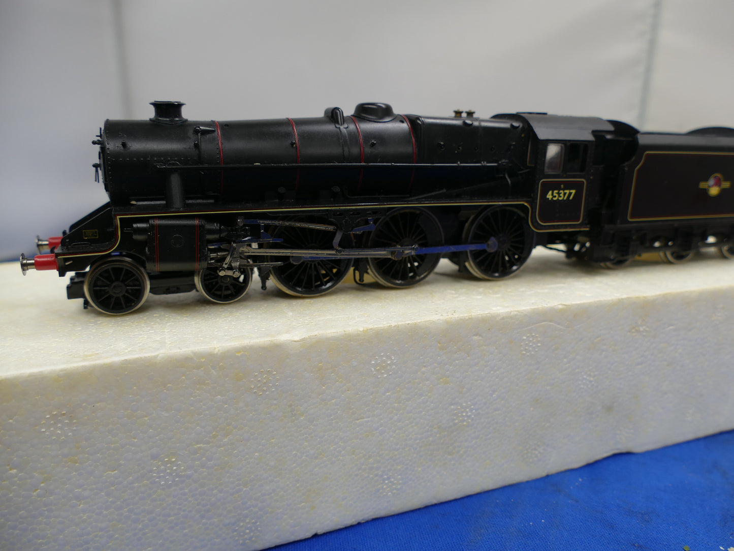Hornby OO R2895XS BR Black 5 (used)