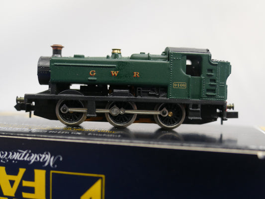 Graham Farish N Gauge 1104 9400 Class Pannier Tank Loco GWR (used)