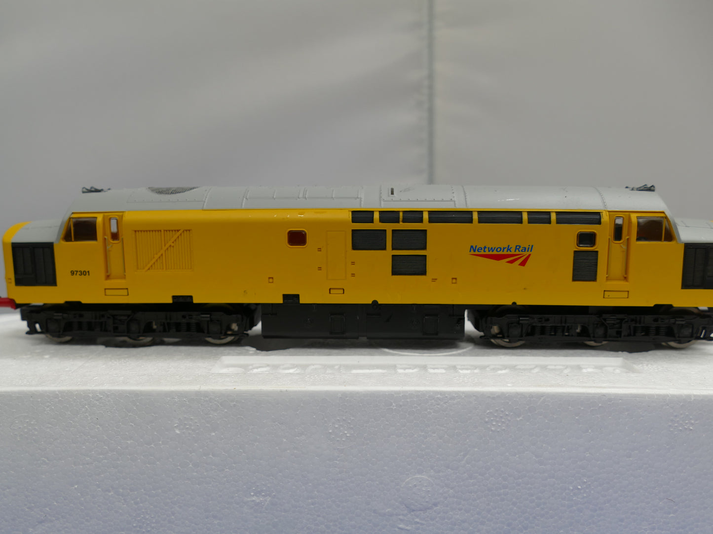 Hornby OO R3289TTS Network Rail Class 37 (used)