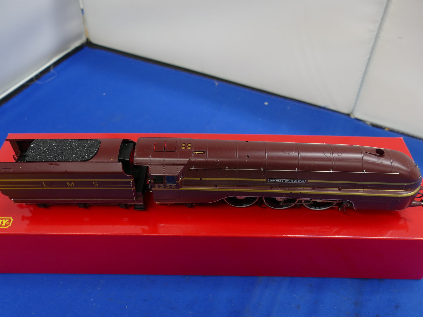 Hornby OO R3677 LMS Streamlined "Duchess of Hamilton" (used)