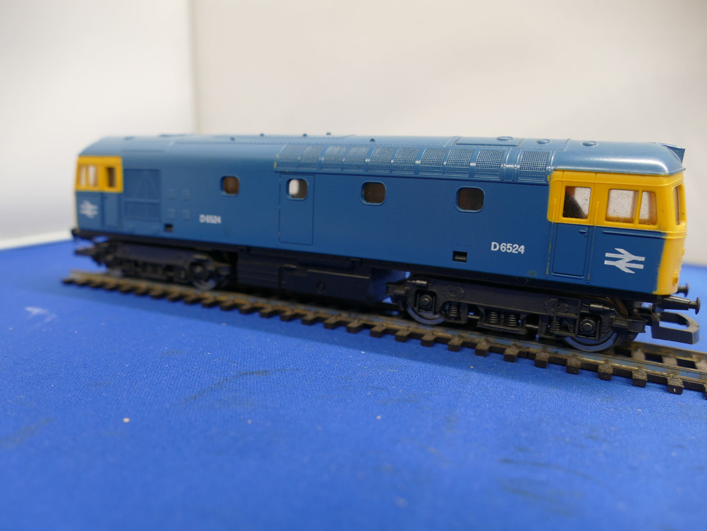 Hornby OO (Lima) Class 33 Diesel (used)