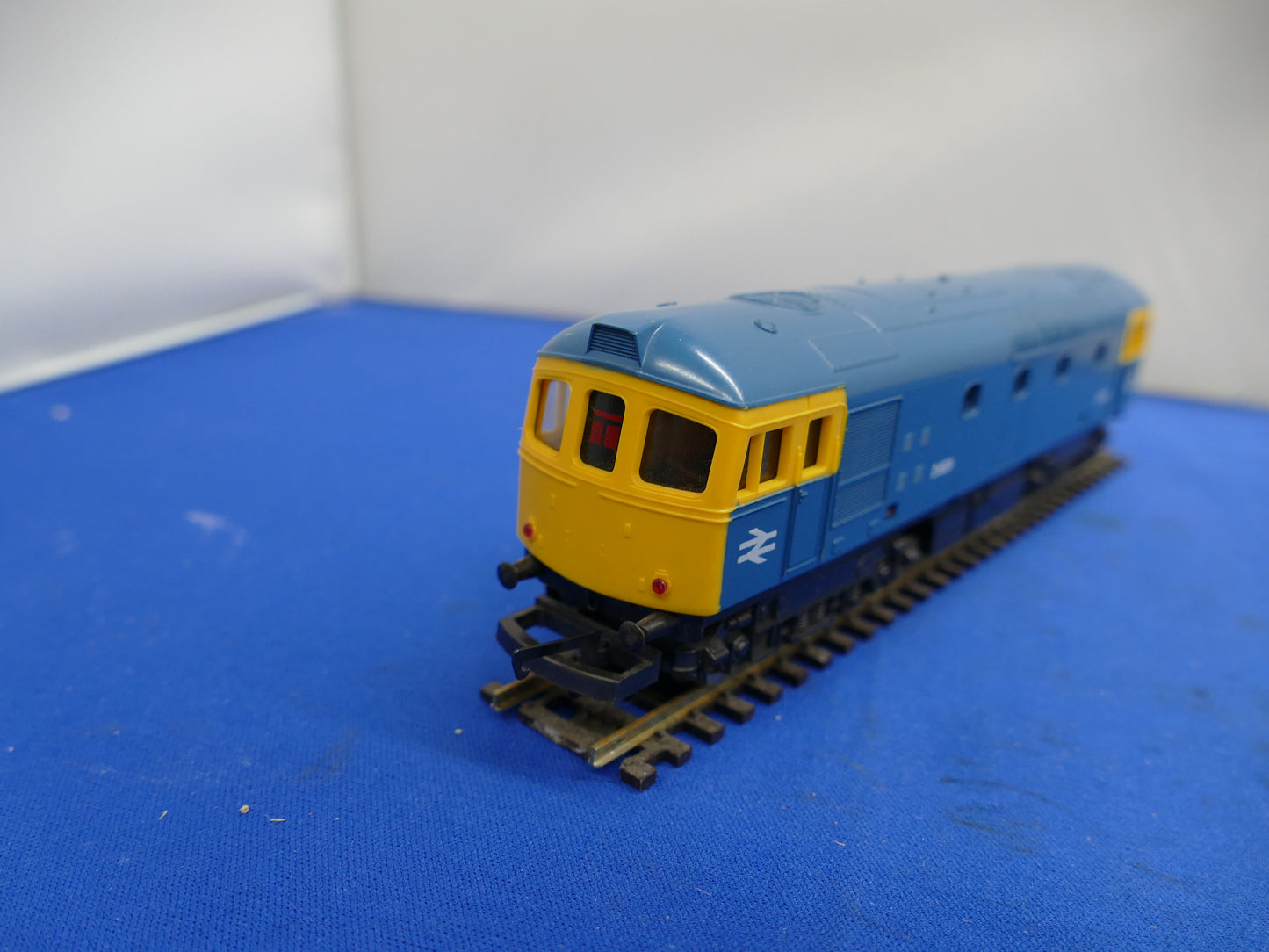 Hornby OO (Lima) Class 33 Diesel (used)