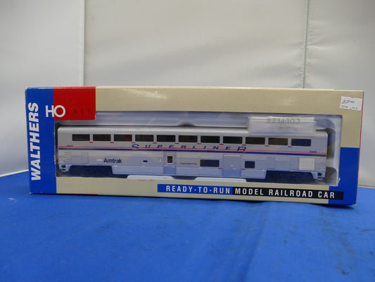 Walthers HO 85' Superliner Amtrak Smoking Coach (used)