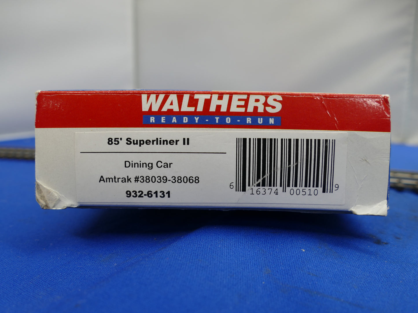 Walthers HO 85' Superliner Amtrak Dining Car (used)