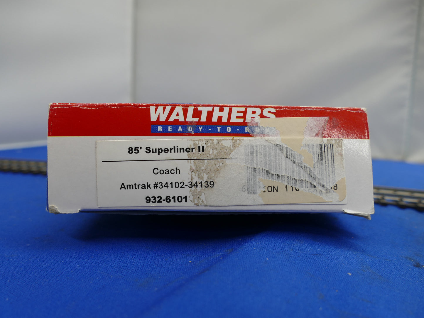Walthers HO 85' Superliner Amtrak Coach (used)